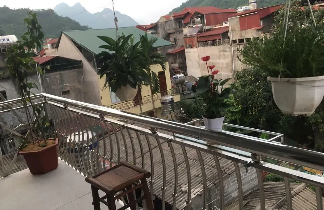 Ruby Hostel Ha Giang-1